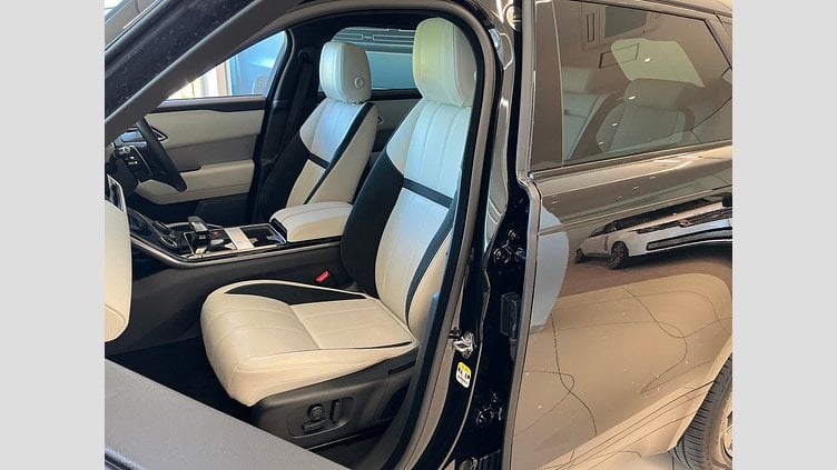 2022 認定中古車 Land Rover Range Rover Velar サントリーニブラック P250 AWD（オートマチック） R-DYNAMIC SE