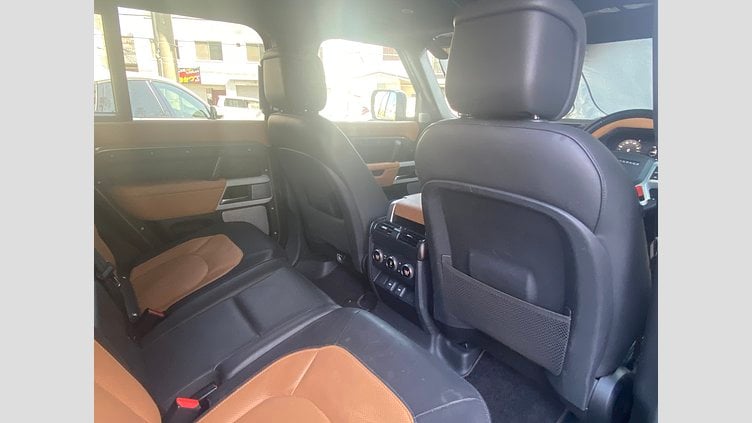 2023 認定中古車 Land Rover Defender 130 ゴンドワナストーン D300 AWD AUTOMATIC MHEV X-DYNAMIC HSE