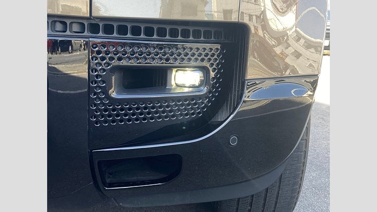 2023 認定中古車 Land Rover Defender 130 ゴンドワナストーン D300 AWD AUTOMATIC MHEV X-DYNAMIC HSE