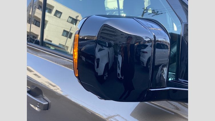 2023 認定中古車 Land Rover Defender 130 ゴンドワナストーン D300 AWD AUTOMATIC MHEV X-DYNAMIC HSE