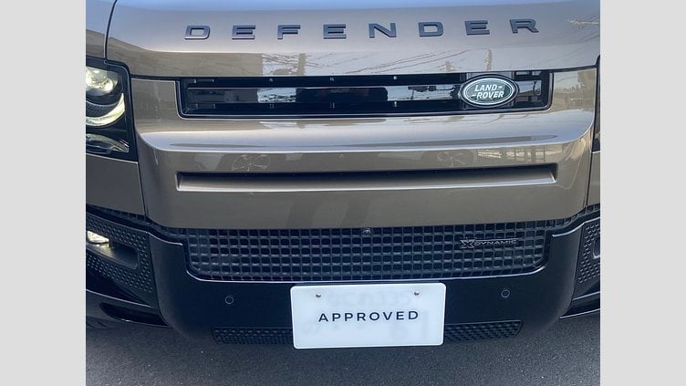 2023 認定中古車 Land Rover Defender 130 ゴンドワナストーン D300 AWD AUTOMATIC MHEV X-DYNAMIC HSE