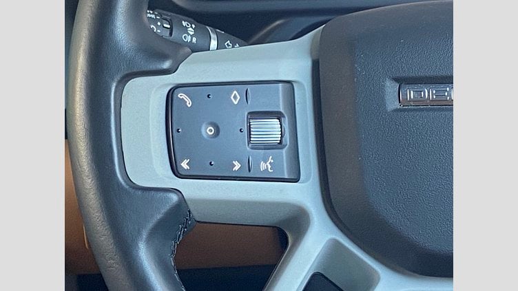 2023 認定中古車 Land Rover Defender 130 ゴンドワナストーン D300 AWD AUTOMATIC MHEV X-DYNAMIC HSE