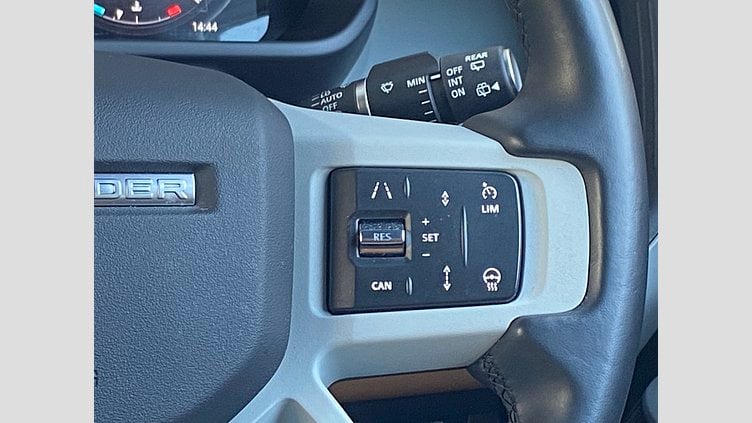 2023 認定中古車 Land Rover Defender 130 ゴンドワナストーン D300 AWD AUTOMATIC MHEV X-DYNAMIC HSE