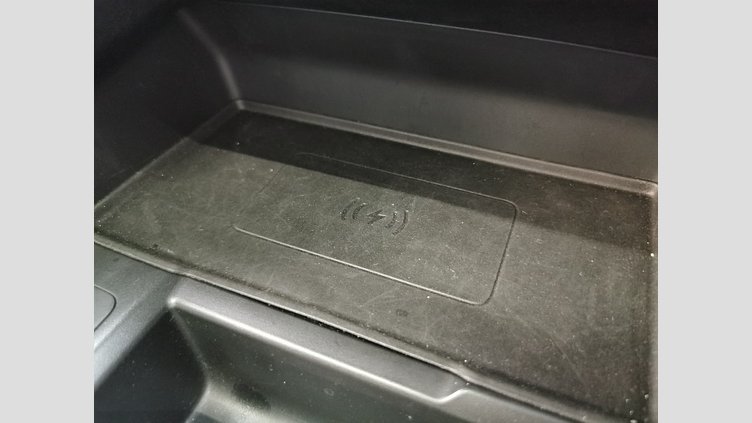 2024 認定中古車 Land Rover Range Rover Velar カルパチアングレイ D200マイルドハイブリッド（ディーゼル） Standard Wheelbase Dynamic SE