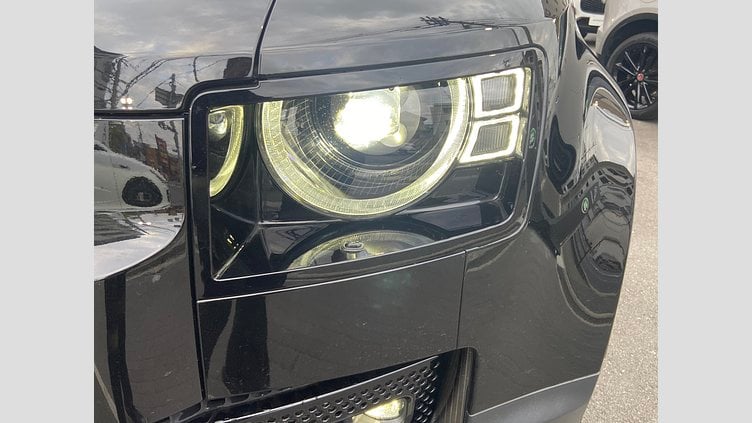 2022 認定中古車 Land Rover Defender 110 サントリーニブラック D300 AWD（AT） S