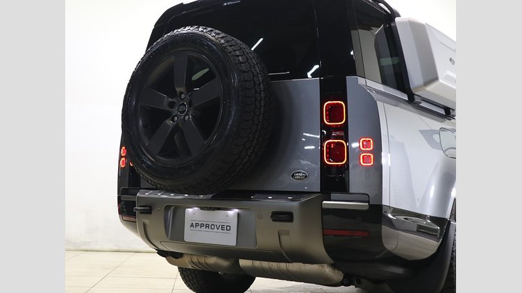 2023 認定中古車 Land Rover Defender 130 アイガーグレイ D300 AWD AUTOMATIC MHEV X-DYNAMIC HSE