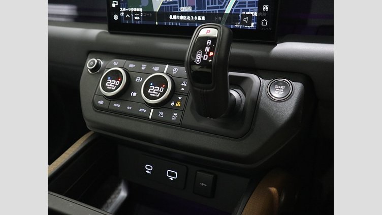 2023 認定中古車 Land Rover Defender 130 アイガーグレイ D300 AWD AUTOMATIC MHEV X-DYNAMIC HSE
