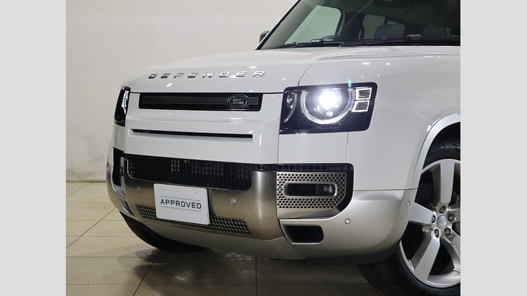2023 認定中古車 Land Rover Defender 130 フジホワイト D300 AWD AUTOMATIC MHEV FIRST EDITION