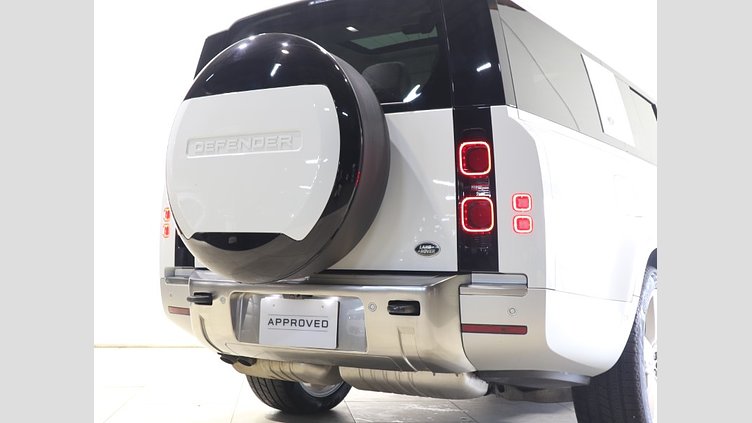 2023 認定中古車 Land Rover Defender 130 フジホワイト D300 AWD AUTOMATIC MHEV FIRST EDITION