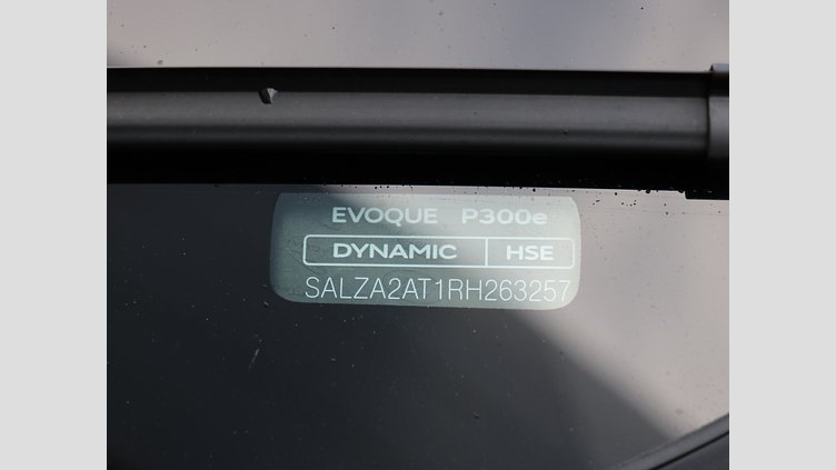 2024 認定中古車 Land Rover Range Rover Evoque サントリーニブラック P300eプラグインハイブリッド（ガソリン） DYNAMIC HSE