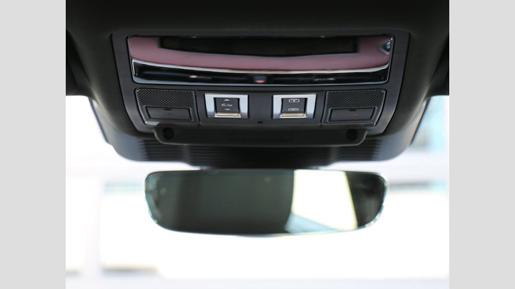 2024 認定中古車 Land Rover Range Rover Evoque サントリーニブラック P300eプラグインハイブリッド（ガソリン） DYNAMIC HSE
