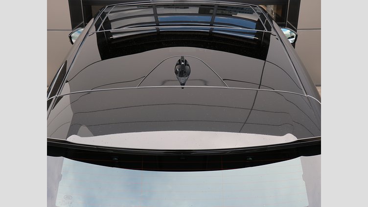 2024 認定中古車 Land Rover Range Rover Evoque サントリーニブラック P300eプラグインハイブリッド（ガソリン） DYNAMIC HSE
