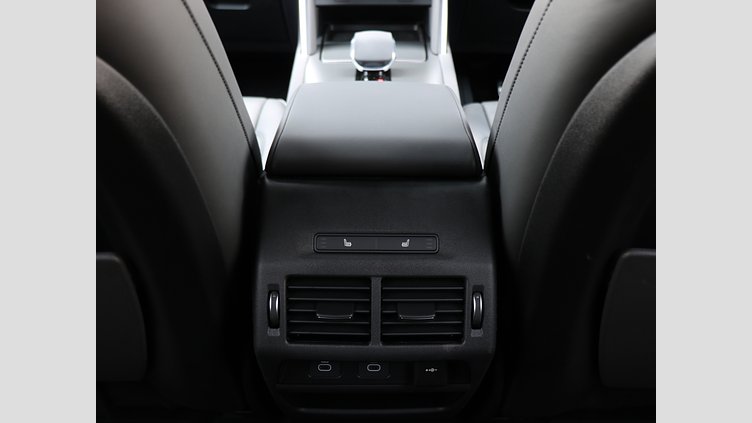 2025 認定中古車 Land Rover Discovery Sport サントリーニブラック プラグインハイブリッド（ガソリン） Dynamic HSE