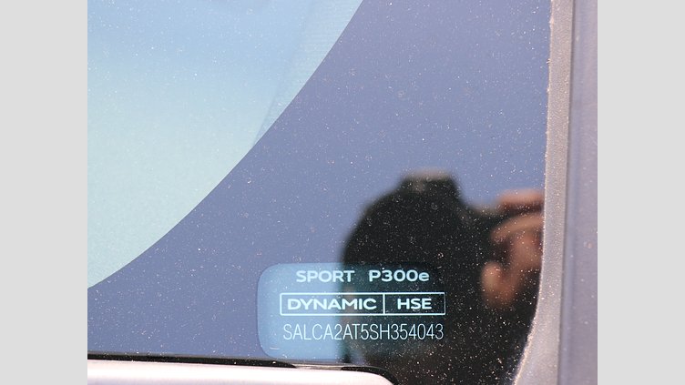 2025 認定中古車 Land Rover Discovery Sport サントリーニブラック プラグインハイブリッド（ガソリン） Dynamic HSE