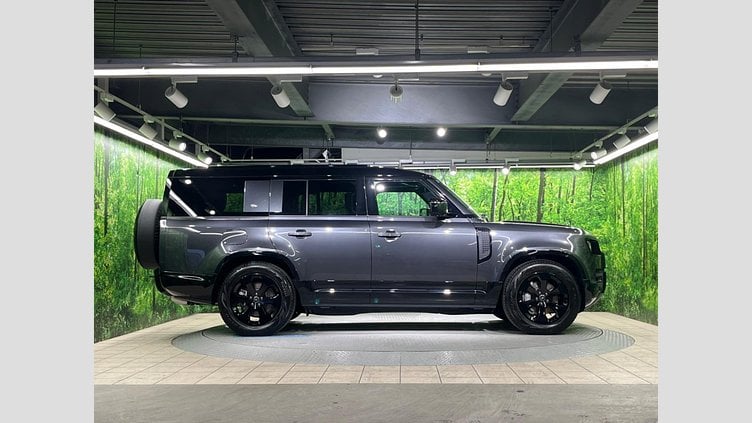 2024 認定中古車 Land Rover Defender 130 カルパチアングレイ D300 AWD（AT） X-DYNAMIC HSE