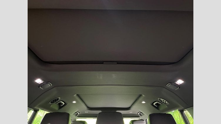 2024 認定中古車 Land Rover Defender 130 カルパチアングレイ D300 AWD（AT） X-DYNAMIC HSE