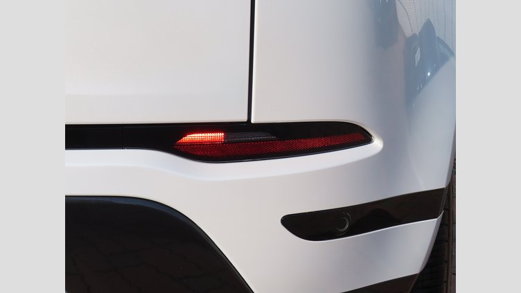2024 認定中古車 Land Rover Range Rover Evoque オストゥーニパールホワイト D200マイルドハイブリッド（ディーゼル） スタンダードホイールベース DYNAMIC SE