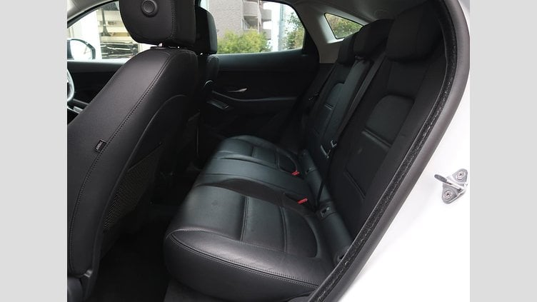 2019 認定中古車 Jaguar E-Pace フジホワイト P250 オートマチック全輪駆動 S