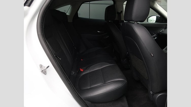 2019 認定中古車 Jaguar E-Pace フジホワイト P250 オートマチック全輪駆動 S