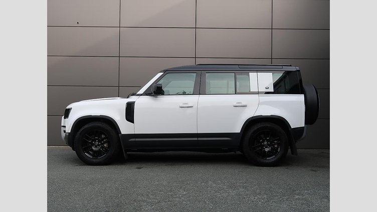 2023 認定中古車 Land Rover Defender 110 フジホワイト D300 AWD（AT） S