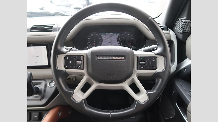 2023 認定中古車 Land Rover Defender 110 フジホワイト D300 AWD（AT） S