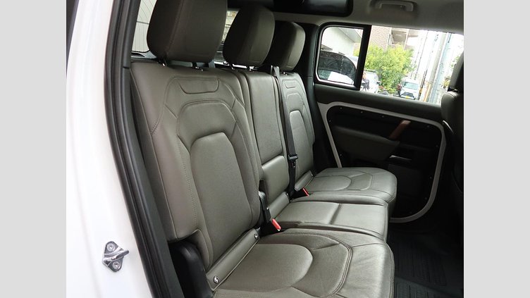 2023 認定中古車 Land Rover Defender 110 フジホワイト D300 AWD（AT） S