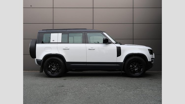 2023 認定中古車 Land Rover Defender 110 フジホワイト D300 AWD（AT） S