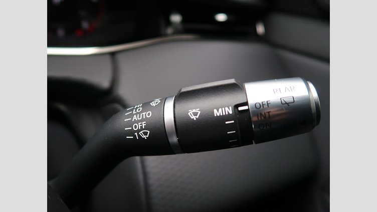 2020 認定中古車 Land Rover Range Rover Evoque ユーロンホワイト D180 R-DYNAMIC S