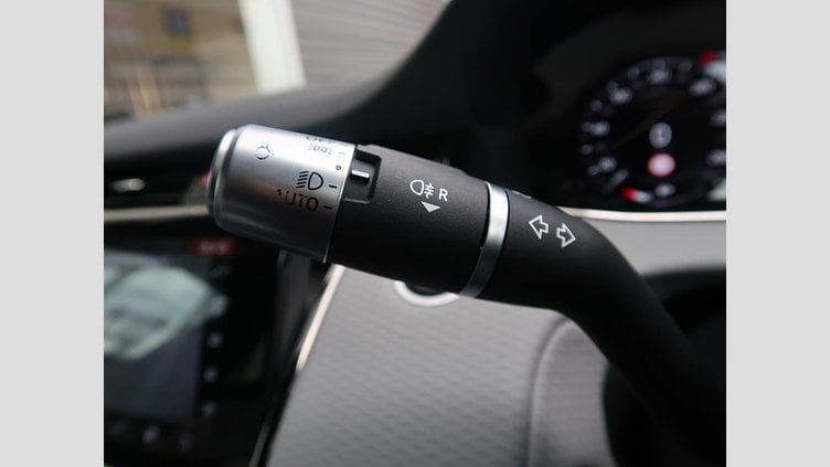 2020 認定中古車 Land Rover Range Rover Evoque フジホワイト P250 R-DYNAMIC S