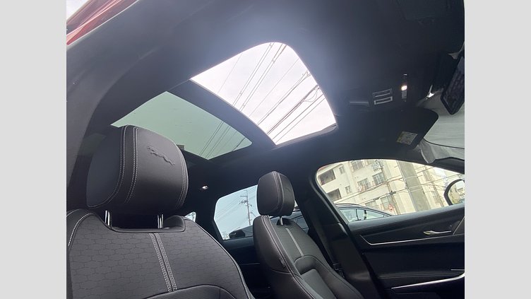 2023 認定中古車 Jaguar F-Pace フィレンツェレッド D204 AWD（オートマチック）MHEV R-DYNAMIC SE