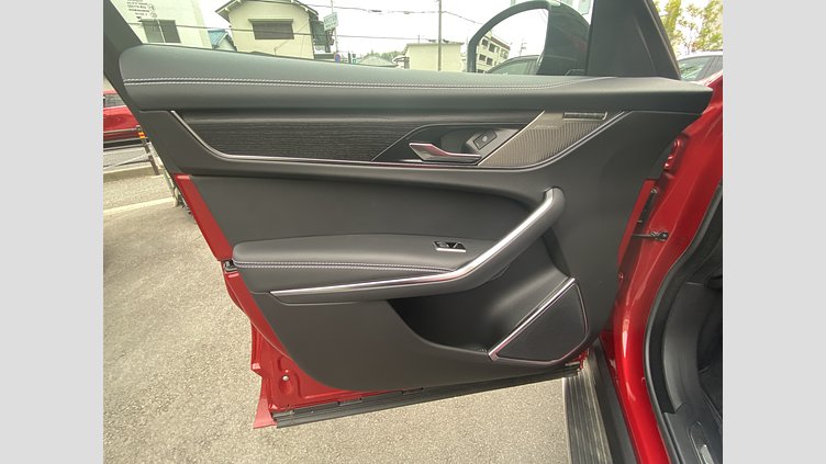 2023 認定中古車 Jaguar F-Pace フィレンツェレッド D204 AWD（オートマチック）MHEV R-DYNAMIC SE