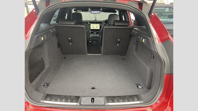 2023 認定中古車 Jaguar F-Pace フィレンツェレッド D204 AWD（オートマチック）MHEV R-DYNAMIC SE