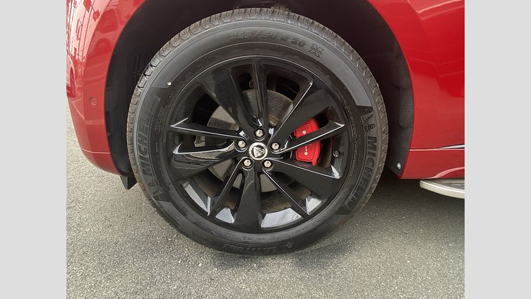 2023 認定中古車 Jaguar F-Pace フィレンツェレッド D204 AWD（オートマチック）MHEV R-DYNAMIC SE