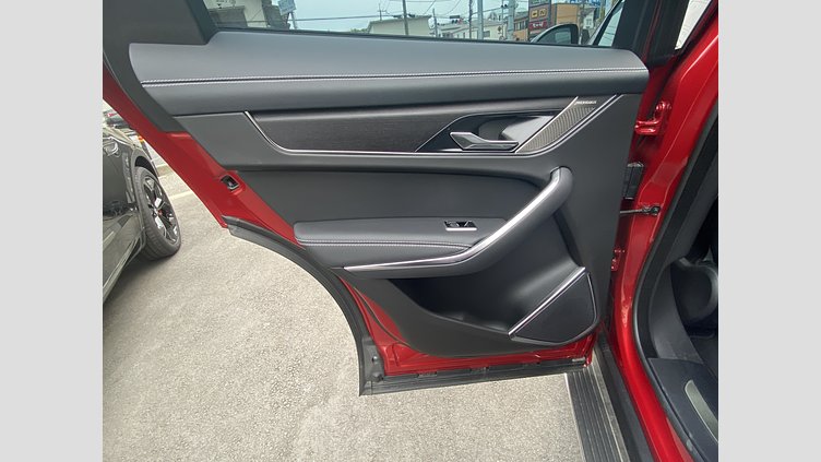 2023 認定中古車 Jaguar F-Pace フィレンツェレッド D204 AWD（オートマチック）MHEV R-DYNAMIC SE