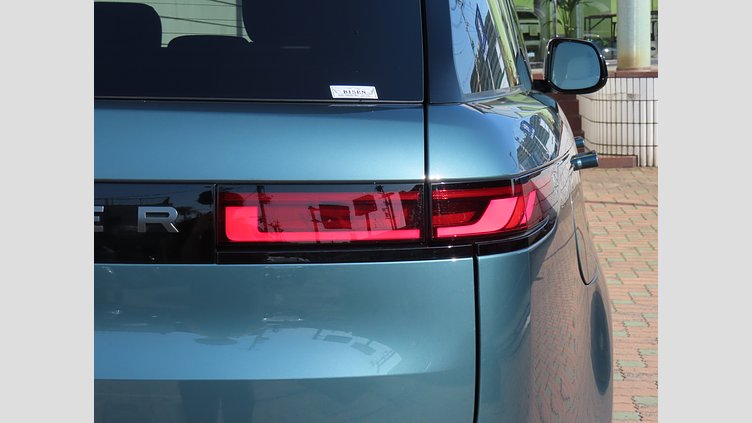 2024 認定中古車 Land Rover Range Rover Sport ジオラグリーン D300マイルドハイブリッド スタンダードホイールベース Autobiography