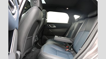 Range Rover Velar 4
