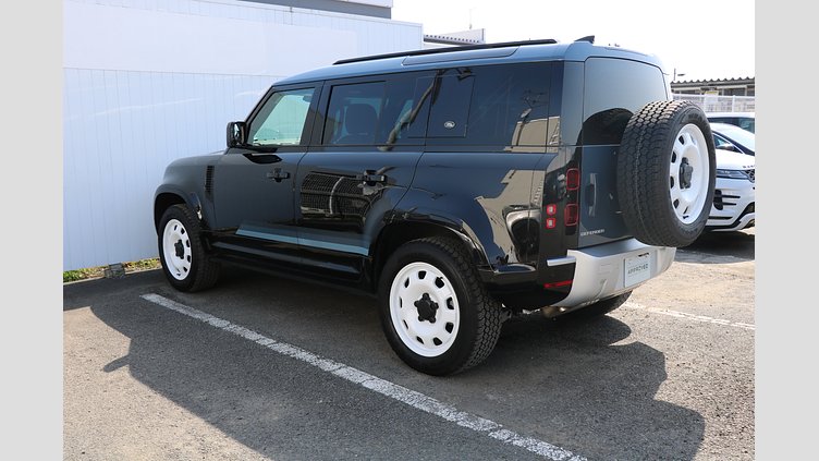 2024 認定中古車 Land Rover Defender 110 サントリーニブラック D300 AWD（AT） S