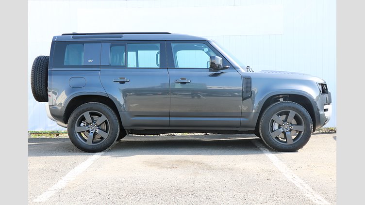 2023 認定中古車 Land Rover Defender 110 カルパチアングレイ D300 AWD（AT） S