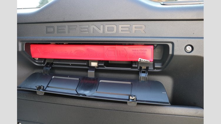 2023 認定中古車 Land Rover Defender 110 カルパチアングレイ D300 AWD（AT） S