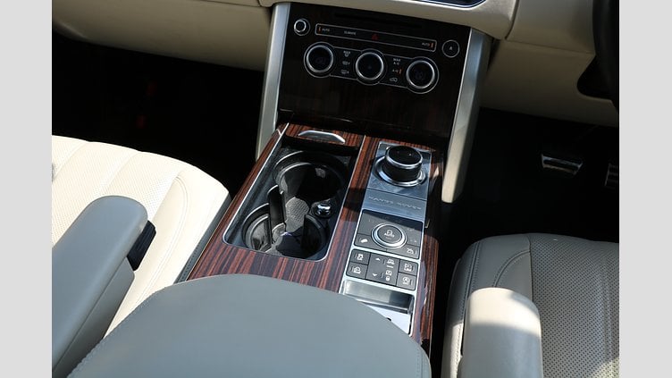 2017 認定中古車 Land Rover Range Rover Santorini Black 3.0 V6 Dsl Mono Turbo Std Flow VOGUE