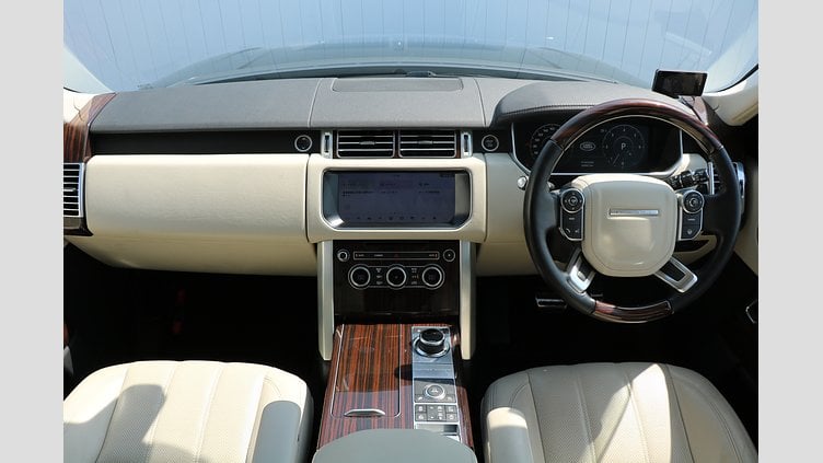 2017 認定中古車 Land Rover Range Rover Santorini Black 3.0 V6 Dsl Mono Turbo Std Flow VOGUE