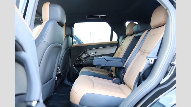2024 認定中古車 Land Rover Range Rover Sport サントリーニブラック D300マイルドハイブリッド Dynamic SE