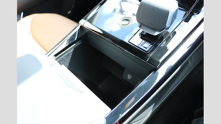 2024 認定中古車 Land Rover Range Rover Sport サントリーニブラック D300マイルドハイブリッド Dynamic SE