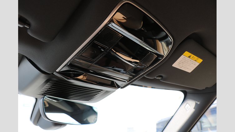 2024 認定中古車 Land Rover Range Rover Sport サントリーニブラック D300マイルドハイブリッド Dynamic SE