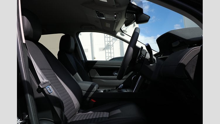 2025 認定中古車 Land Rover Discovery Sport サントリーニブラック D200マイルドハイブリッド（ディーゼル） S