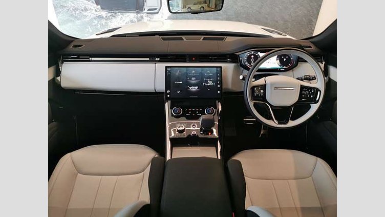 2023 認定中古車 Land Rover Range Rover Sport フジホワイト 3.0リッター6気筒300PSターボチャージドディーゼルMHEV（オートマチック） DYNAMIC S