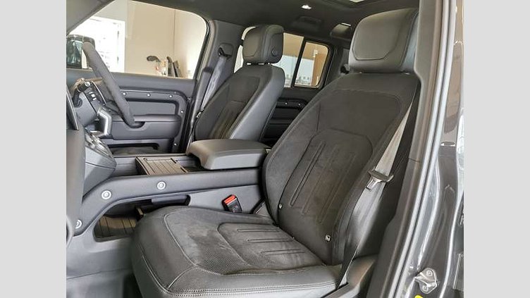 2024 認定中古車 Land Rover Defender 110 カルパチアングレイ P525 AWD (AT) V8 CARPATHIAN EDITION