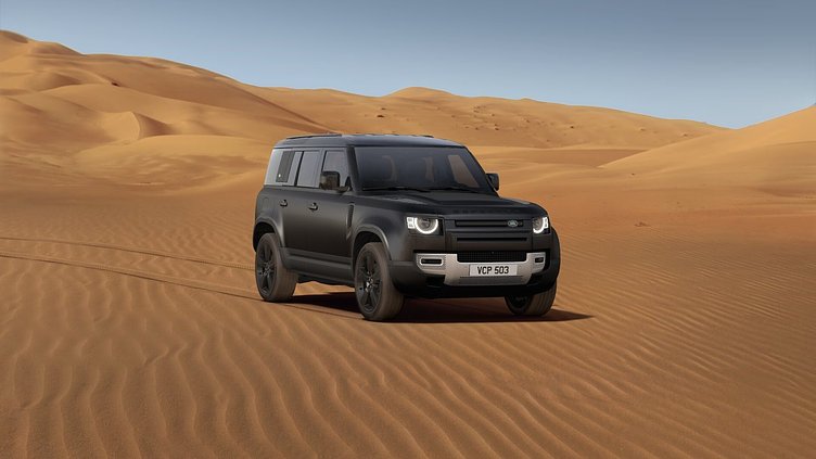 2024 認定中古車 Land Rover Defender 110 サントリーニブラック P300 AWD（AT） SE