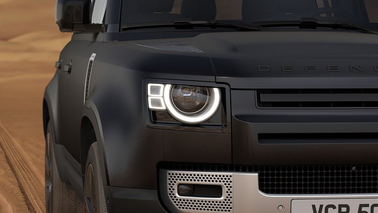 2024 認定中古車 Land Rover Defender 110 サントリーニブラック P300 AWD（AT） SE