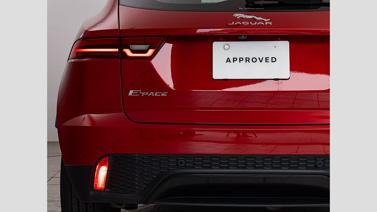 2018 認定中古車 Jaguar E-Pace フィレンツェ レッド D180 オートマチック全輪駆動 ベース